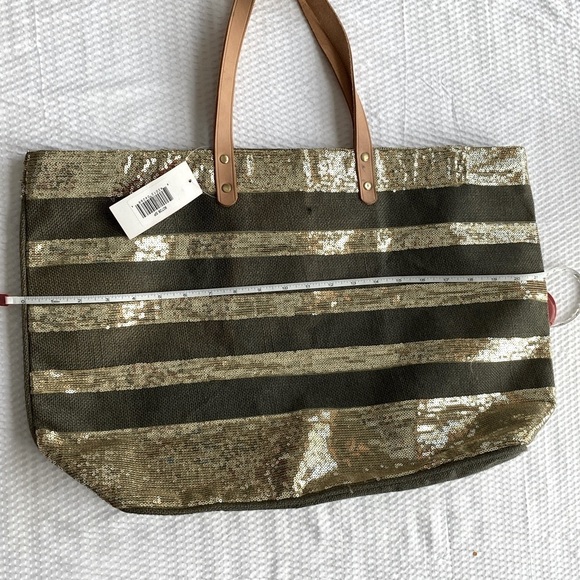 Muche Et Muchette Stylish Gold and Tan Burlap Tote Bag Waxed Bottom - Picture 7 of 12